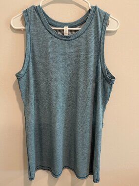 Lululemon Women's Workout Tank. Size 10 Blue Open Sides